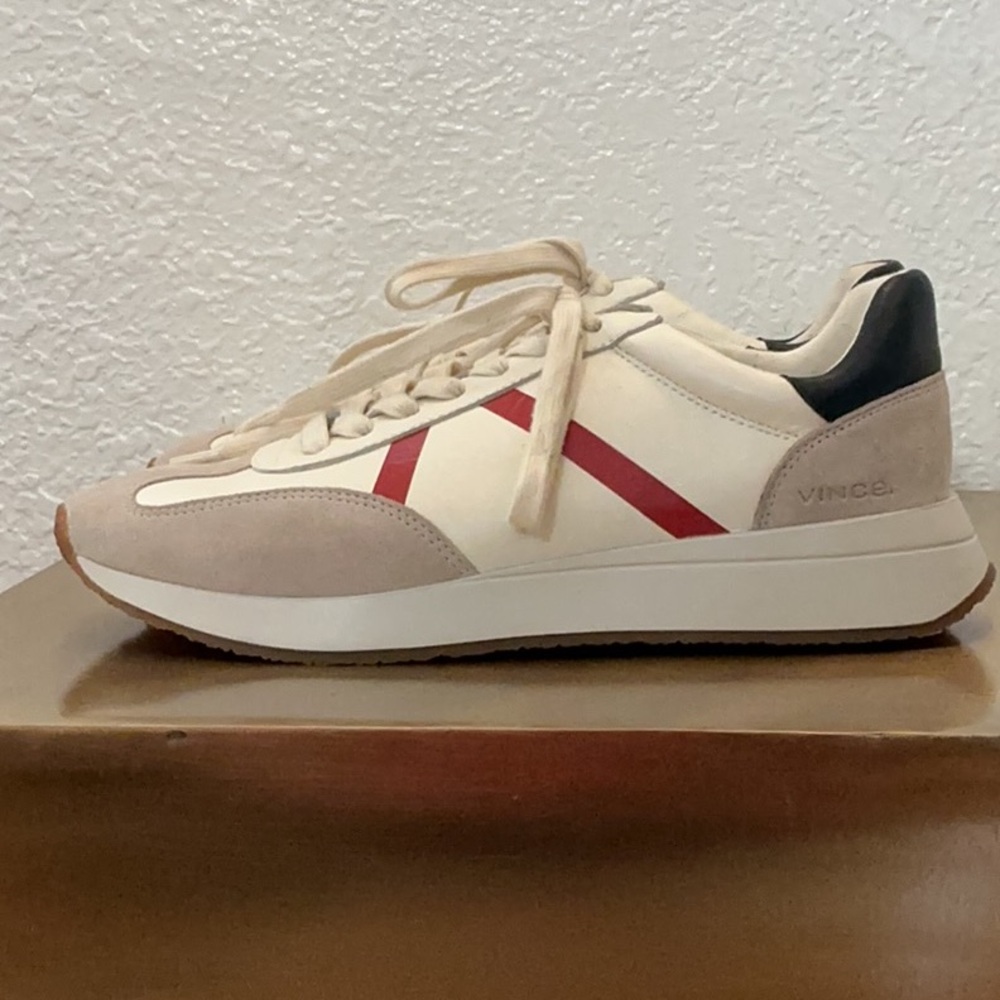 Vince Women Cream and Red Sneakers